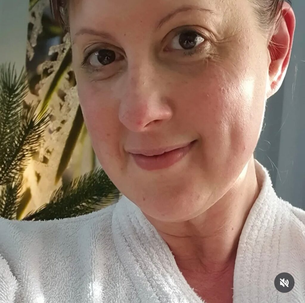 Avslappnad och osminkad Anna-Sofia